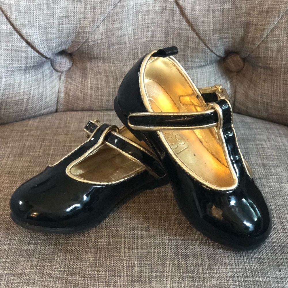 Black/Gold patent toddler dress shoes